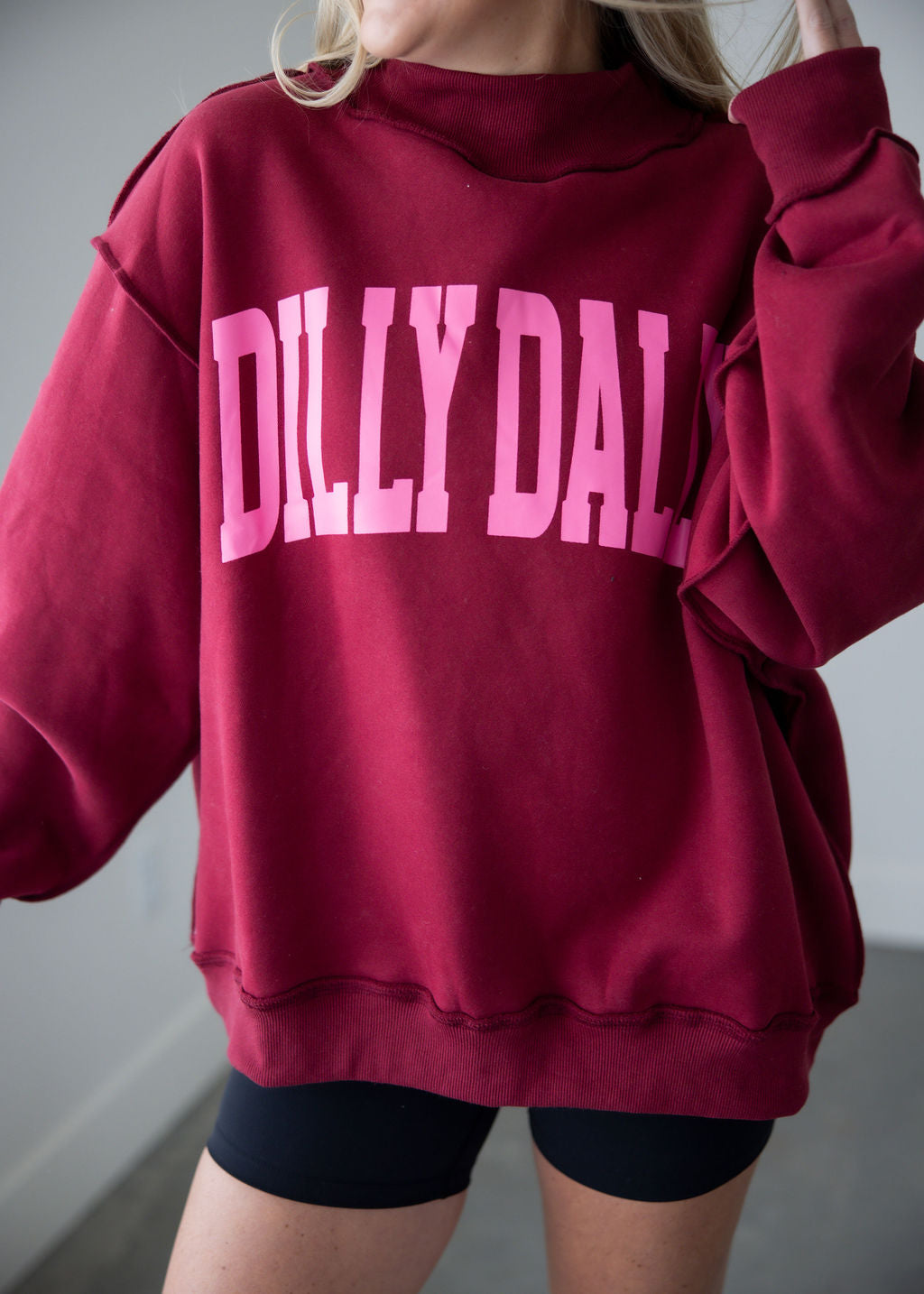 Dilly Dally Graphic Pullover