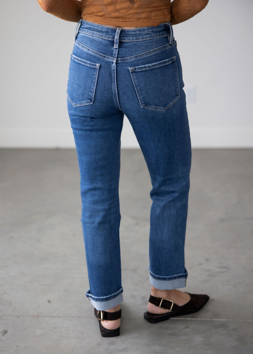 Ciara Lovervet Cropped Jean