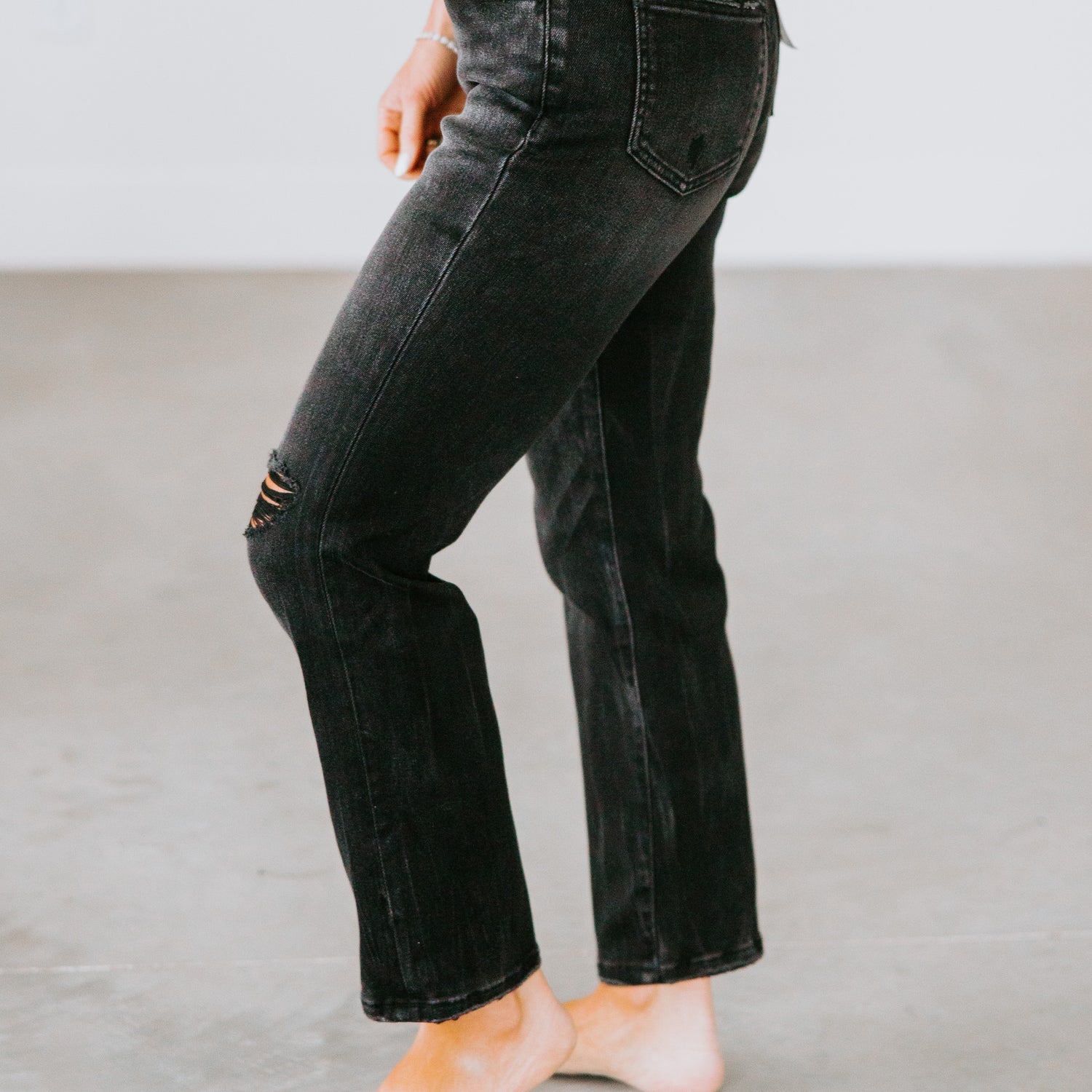 Dallen High Rise Straight Jean