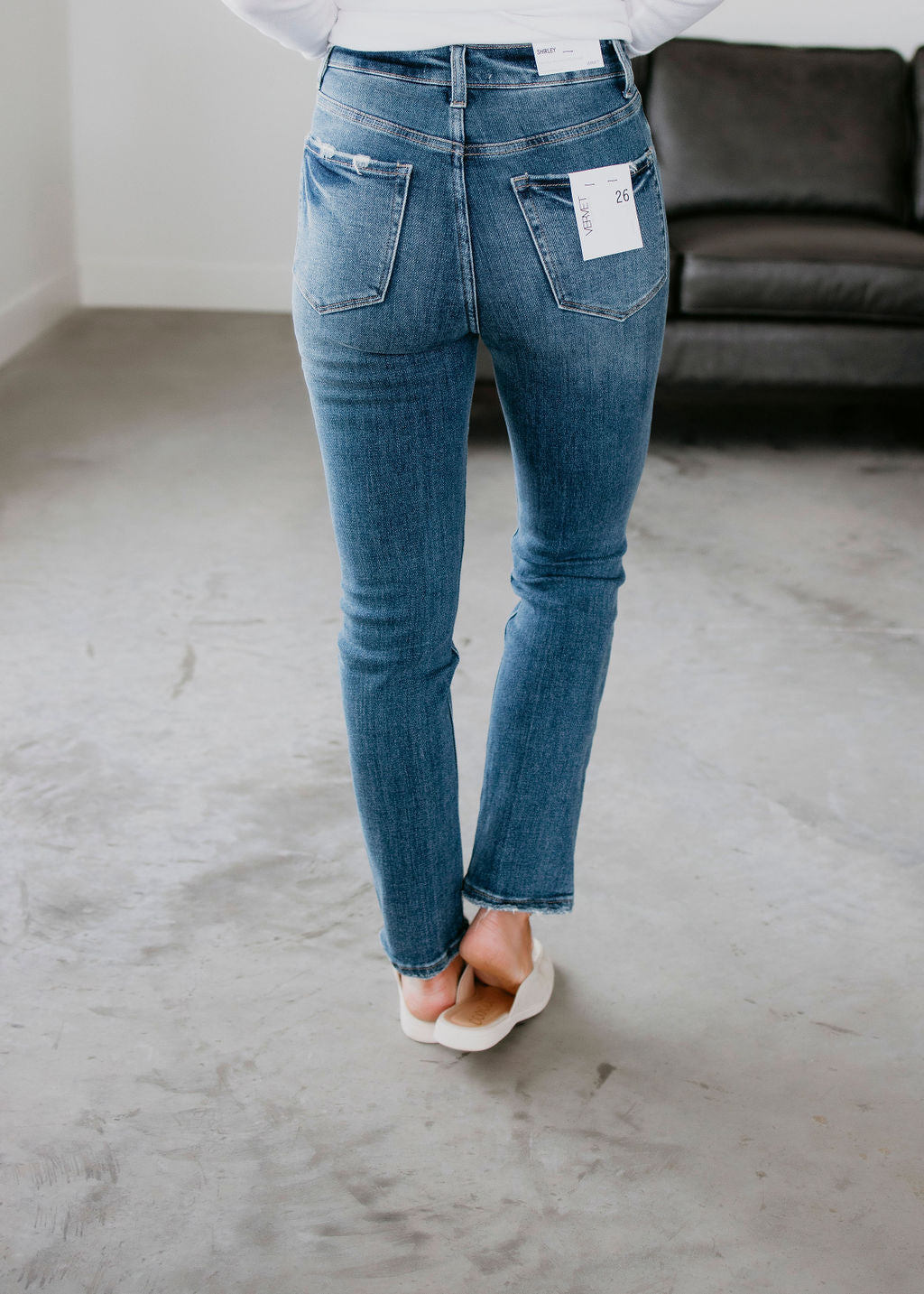 Shirley Slim Straight Jean