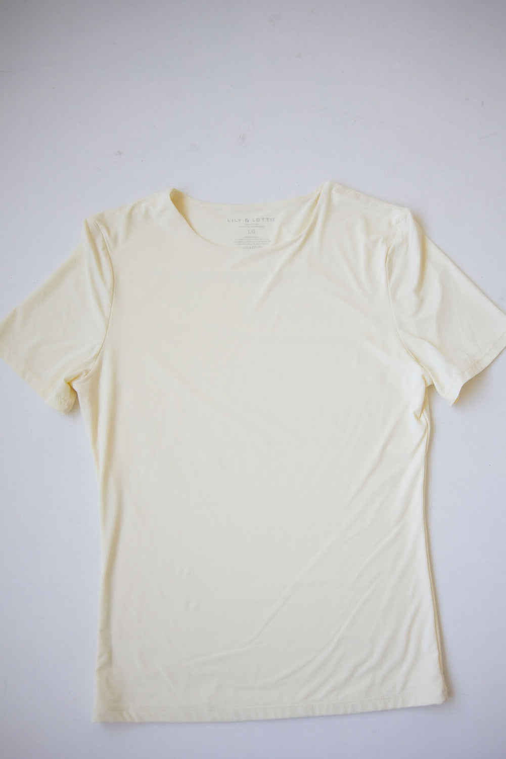 Core Seamless Tee by Lily & Lottie
