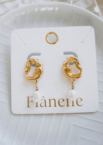 Nerissa Pearl Earrings