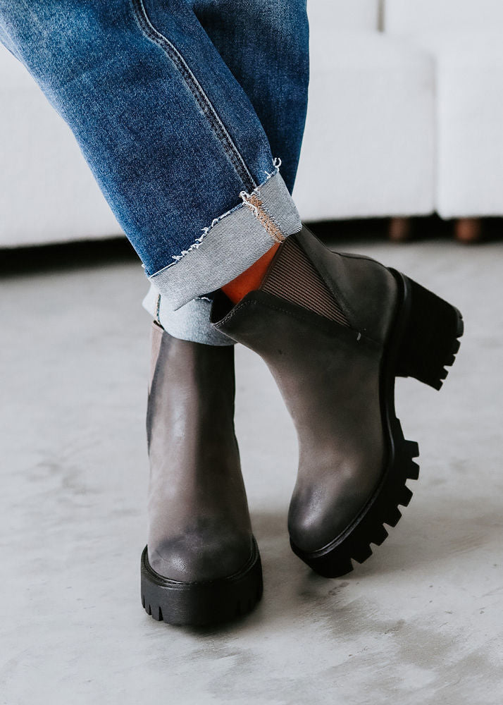 Rusty Chelsea Boot