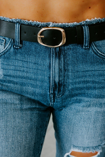 Tera Oval Faux Leather Belt