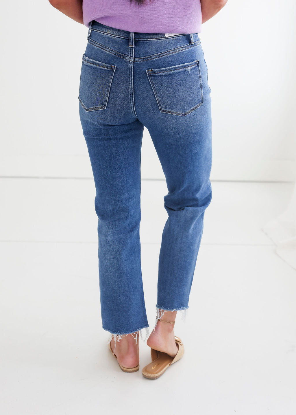 Esther Lovervet Cropped Straight Jean