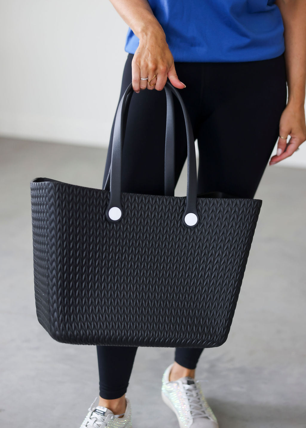 Carrie Textured Versa Tote