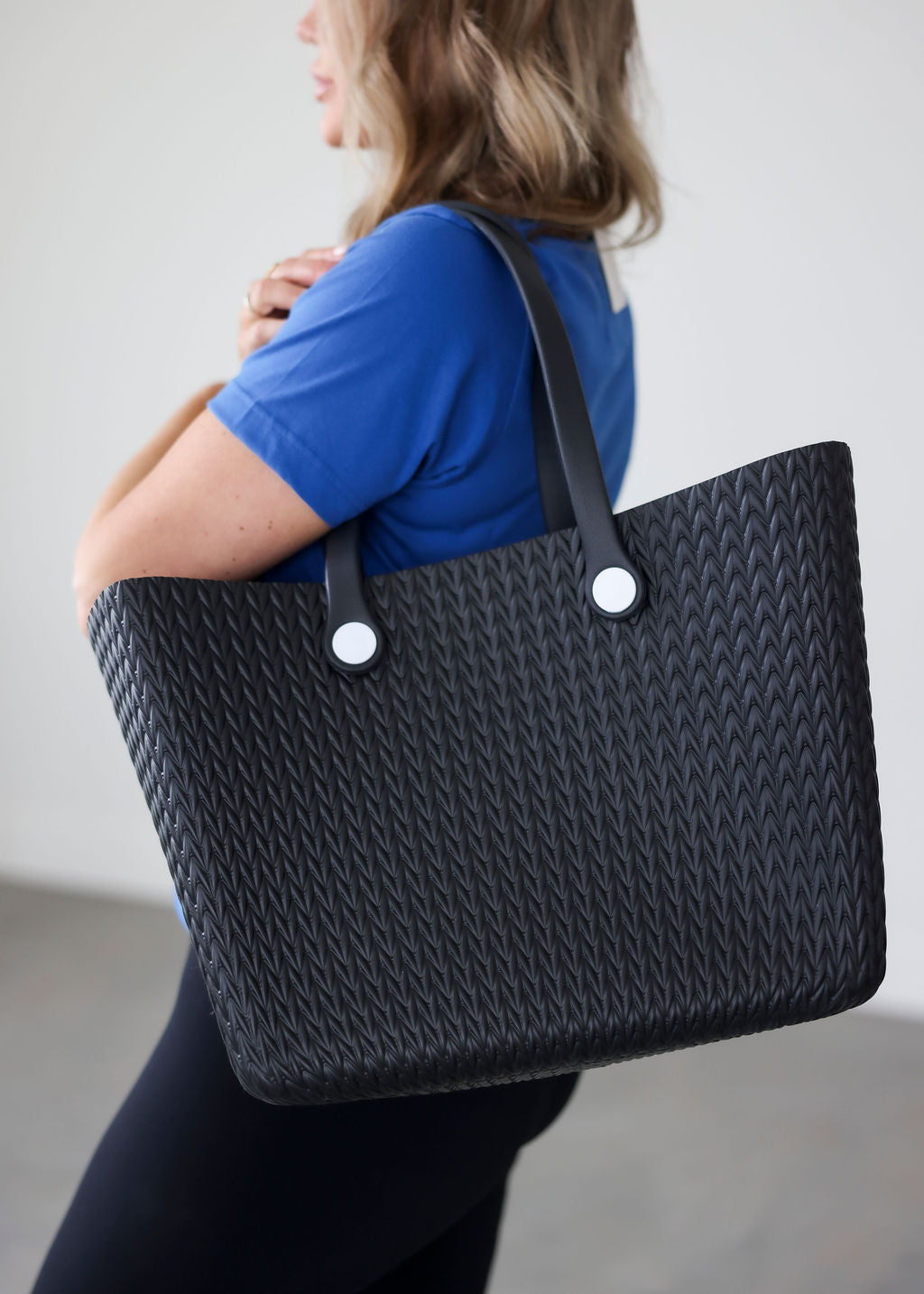 Carrie Textured Versa Tote