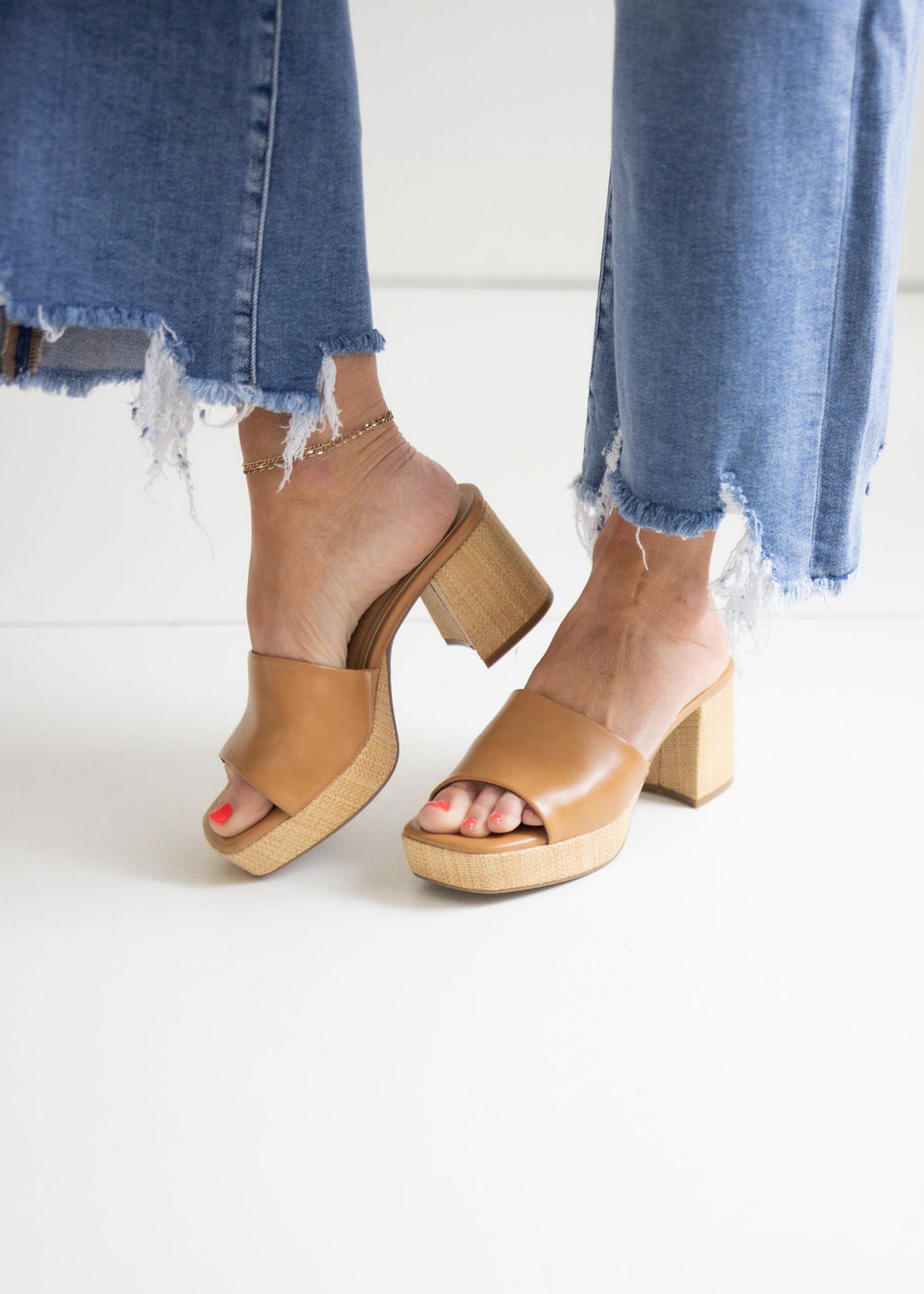 Hayes Chunky Sandals