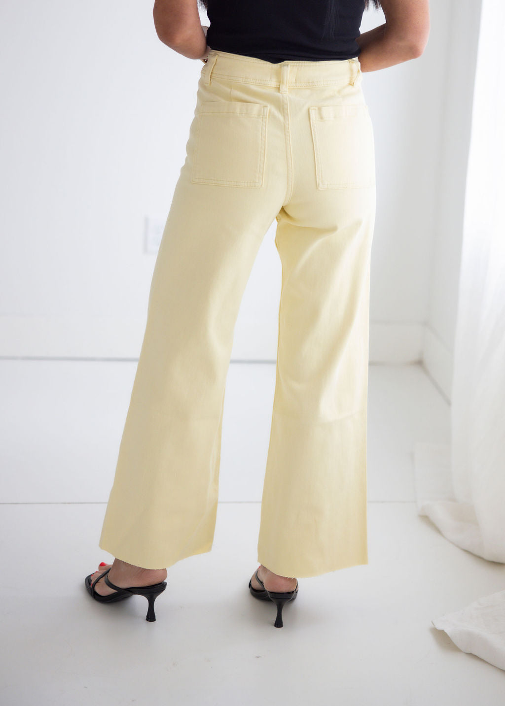 Amelia Wide Leg Jean