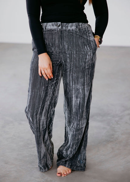 Kourtney Pleated Velvet Pants | Lauriebelles