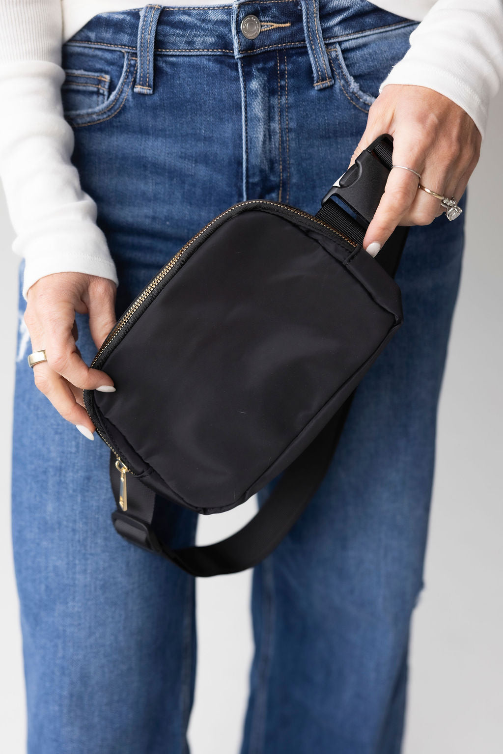 image of Everywhere Crossbody Belt Bag