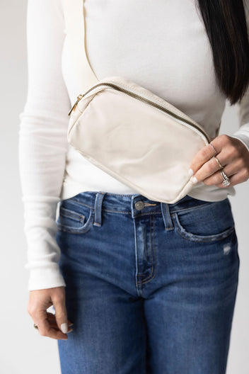 Everywhere Crossbody Belt Bag