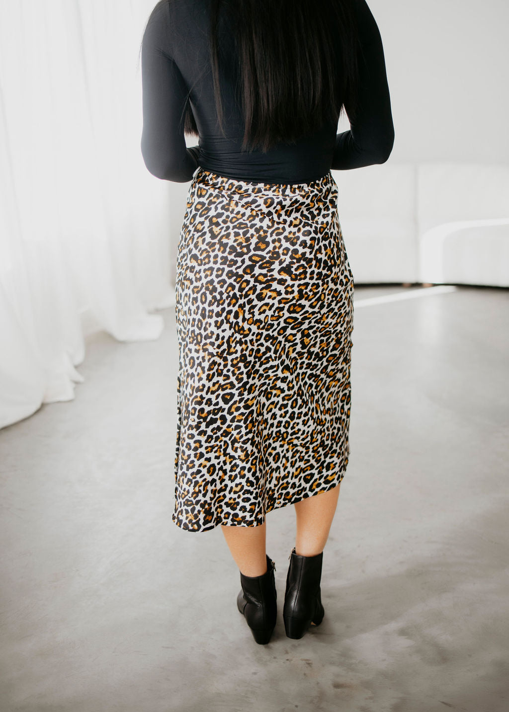 Teyah Satin Midi Skirt