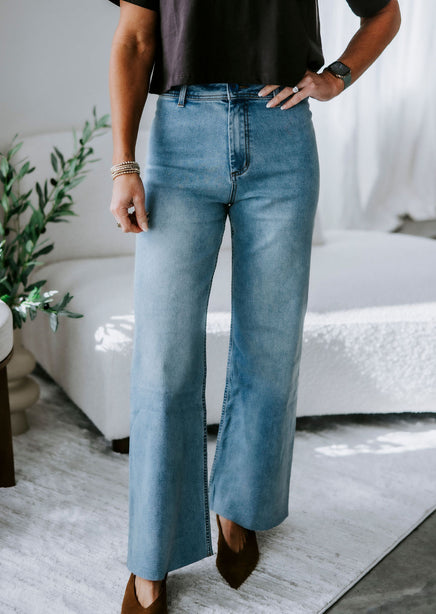 Amelia Wide Leg Jean product view