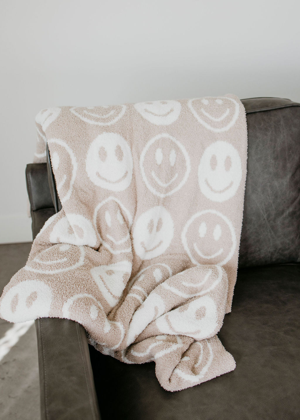 image of Happy Face Throw Blanket