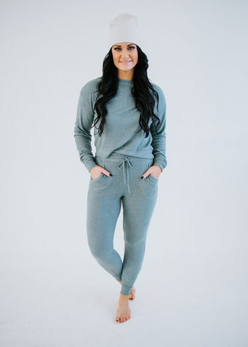 Unwind Lounge Set