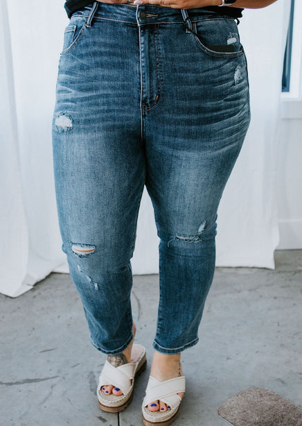 Chloe Vintage Washed Straight Jean