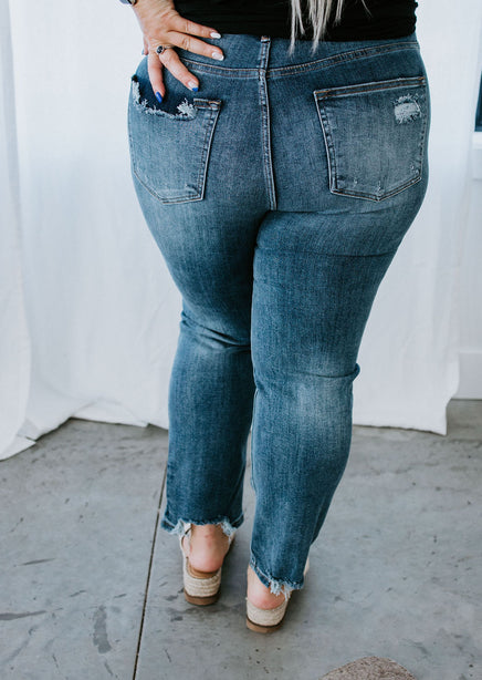 Chloe Vintage Washed Straight Jean