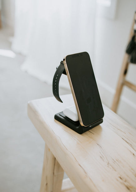 Lauriebelles Wireless Charging Station