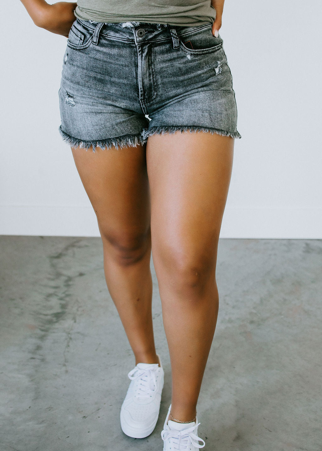 image of Isla Frayed Risen Shorts