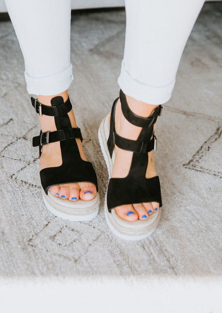 Cassius Sandal by Very G