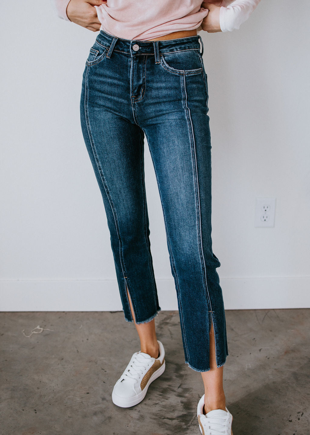 image of Misty Front Slit Straight Jean