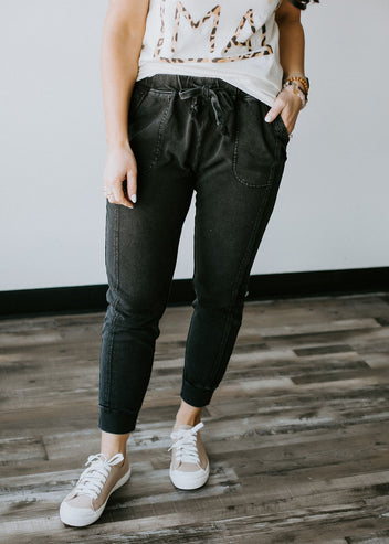 Terri Mineral Washed Jogger