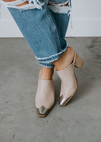 Western Vibe Mule