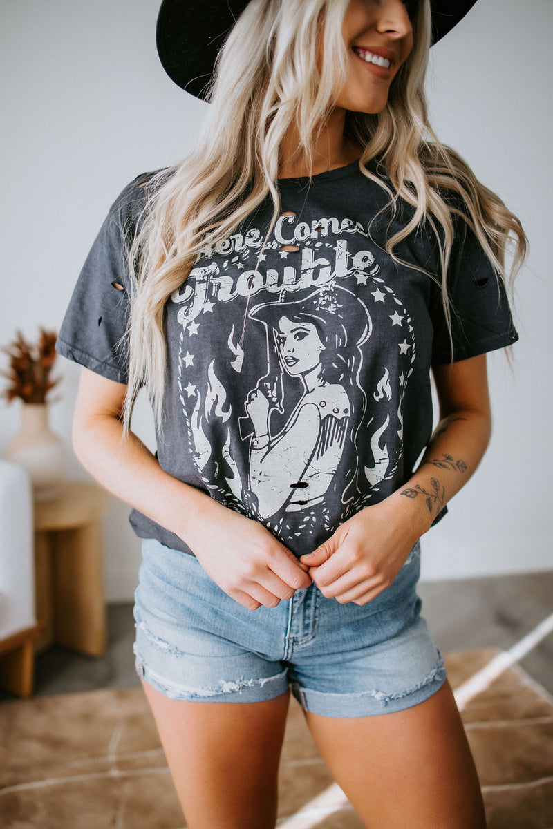 Here Comes Trouble Graphic Tee – Lauriebelles