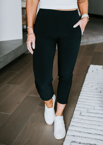 Get Going Capri Pants