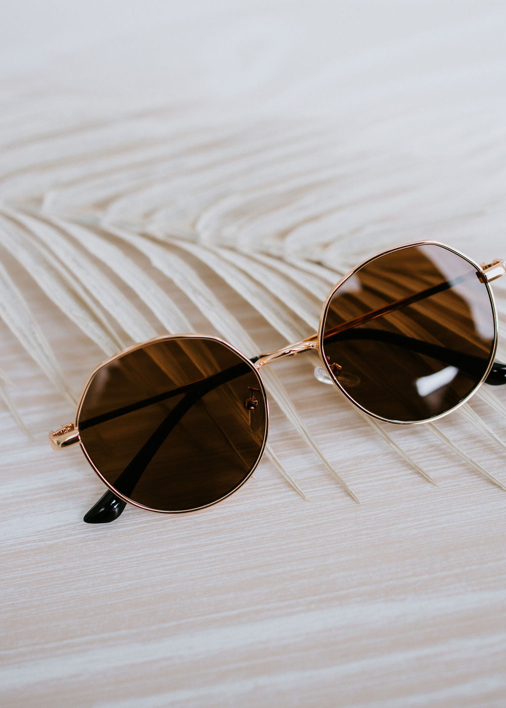 Retro Babe Geometric Sunglasses