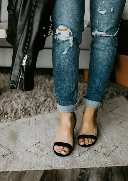 Weekly Roundup - wit & whimsy | Fashion jackson, Fashion, Black ankle strap  heels