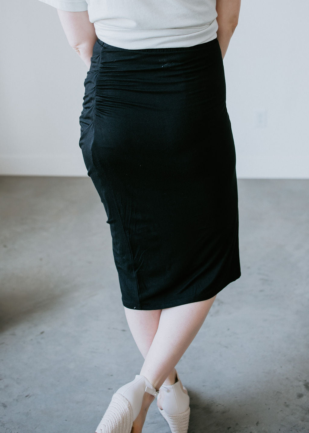 Ileigh Ruched Pencil Skirt
