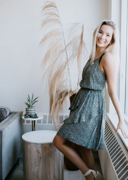 babes in short dresses sexy babe dress sexy short dress detailed with airy puff sleeves Sexy Mini Dress Guide: Styles,