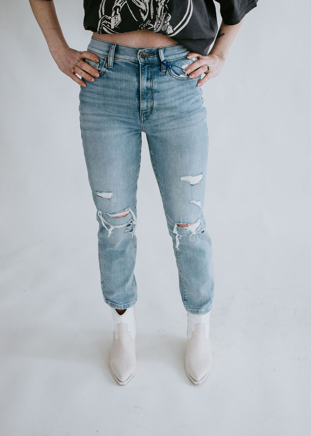 Groove Straight Jeans