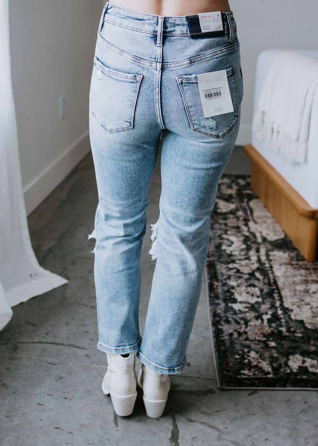 Flo Distressed Straight Jeans