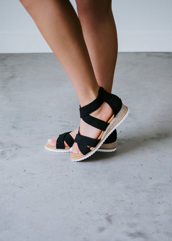 Sadie Sandal by Very G