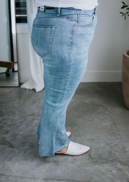 Romy Ankle Flare Jean