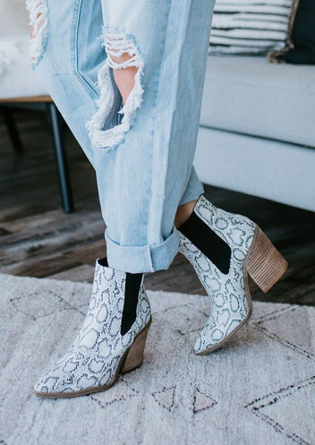 Dako Snake Print Booties